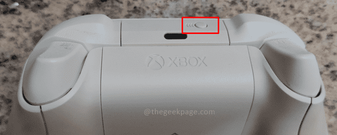 Kako povezati krmilnik Xbox Series X / S s telefonom Android