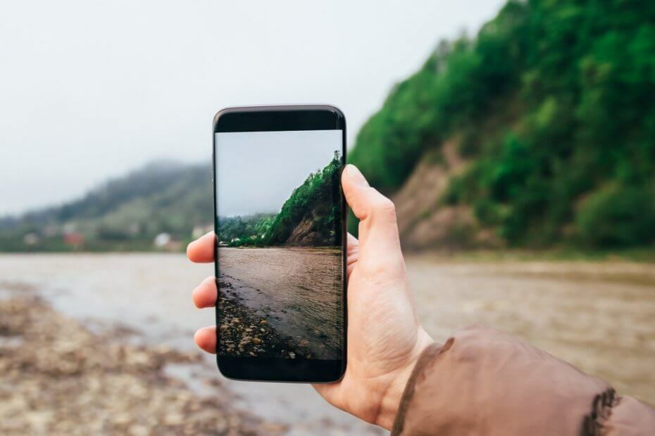Апликација Телефон вам омогућава приступ најновијим Андроид фотографијама